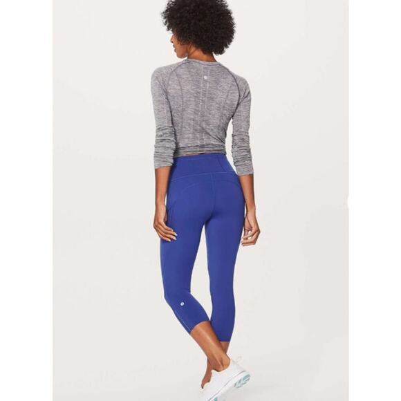 Lululemon Fast & Free Crop II Nulux Size 4 - Picture 2 of 9